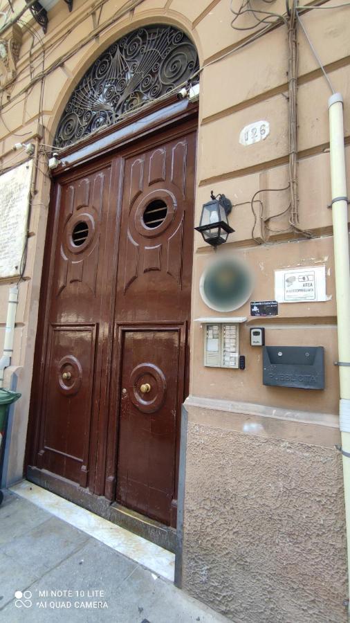 Campanella'S Central House Palerme Extérieur photo